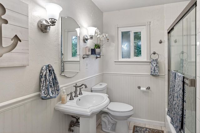 1099 Villa Vista Ave, Yuba City, CA 95991