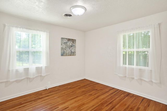 1099 Villa Vista Ave, Yuba City, CA 95991