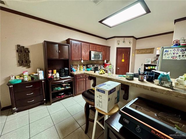 604 S Val Verde Road, Donna, TX 78537