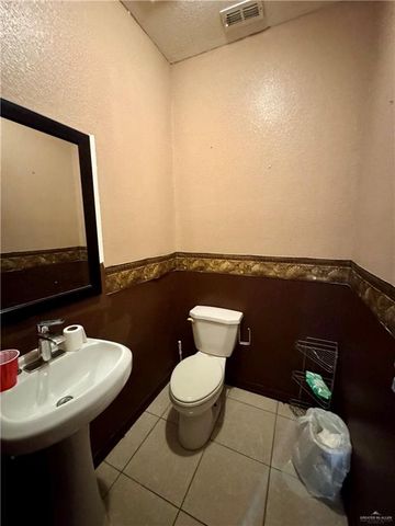 604 S Val Verde Road, Donna, TX 78537
