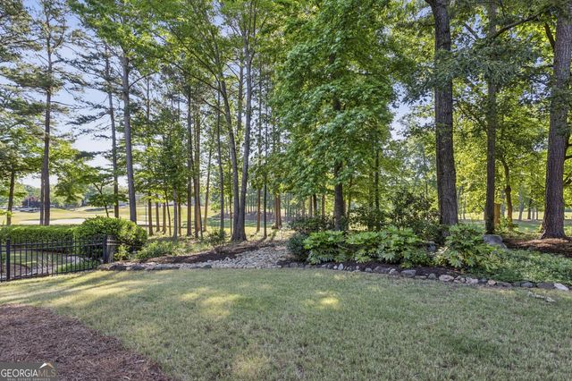 5723 Brookstone Drive, Acworth, GA 30101