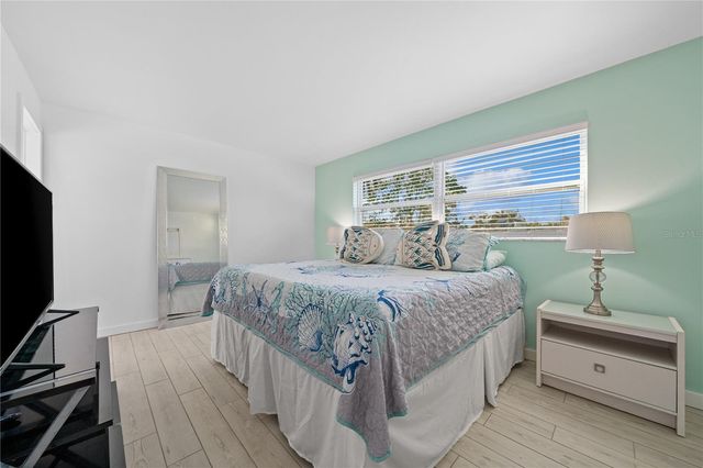 632 SHORE DRIVE, Largo, FL 33771