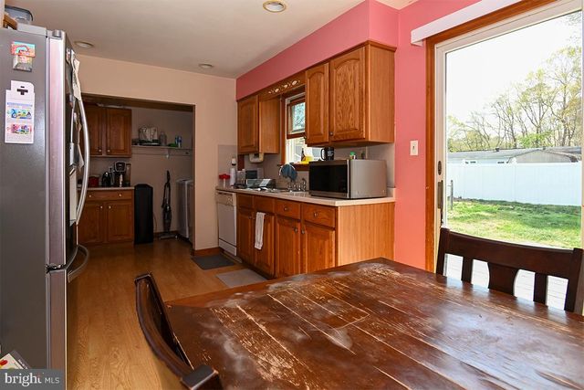 141 MAIN DR, Millville, NJ 08332