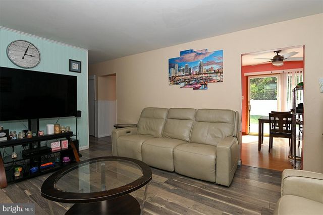 141 MAIN DR, Millville, NJ 08332