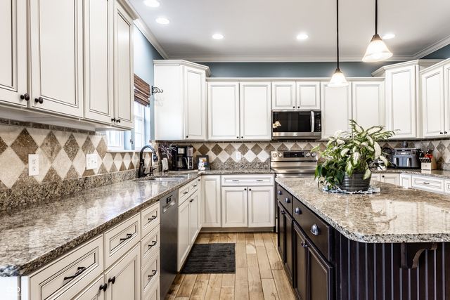 10370 N County Road 471 E, Pittsboro, IN 46167