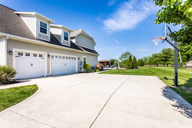 10370 N County Road 471 E, Pittsboro, IN 46167