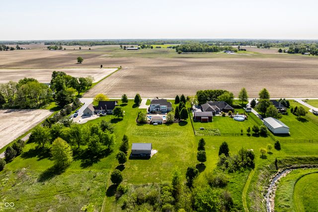 10370 N County Road 471 E, Pittsboro, IN 46167
