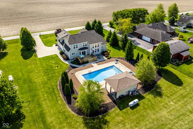 10370 N County Road 471 E, Pittsboro, IN 46167