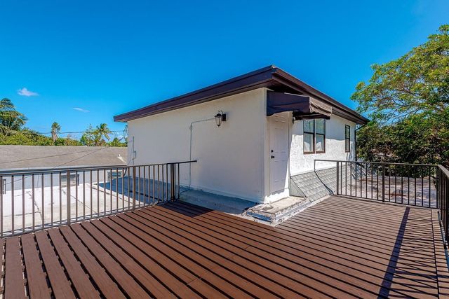2447 Roosevelt Street, Hollywood, FL 33020