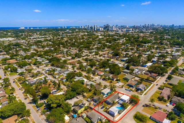 2447 Roosevelt Street, Hollywood, FL 33020