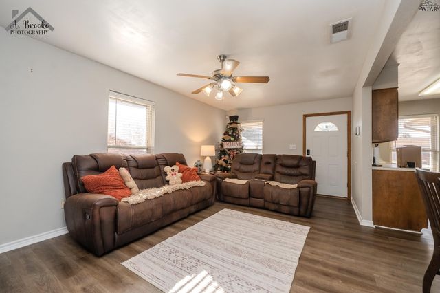 5403 HOOPER DRIVE, Wichita Falls, TX 76306