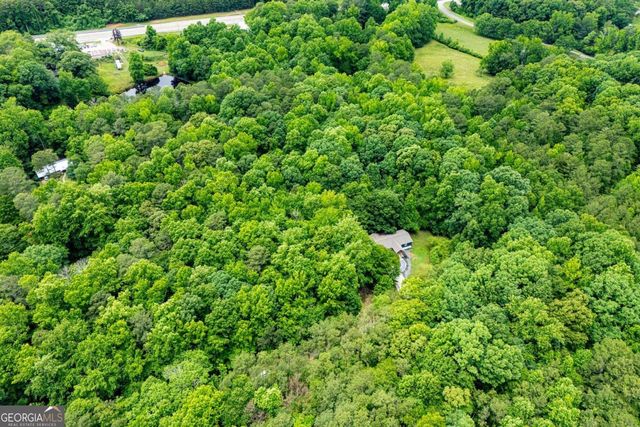 140 Walker Woods Drive, Carrollton, GA 30116