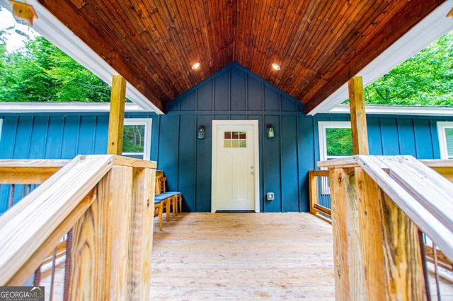 140 Walker Woods Drive, Carrollton, GA 30116