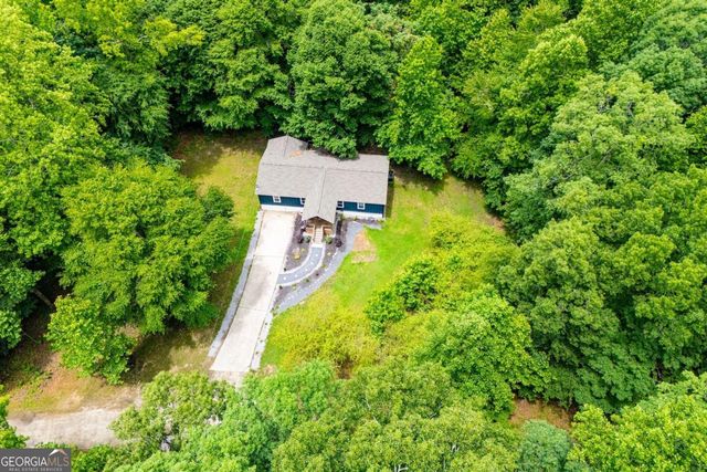 140 Walker Woods Drive, Carrollton, GA 30116