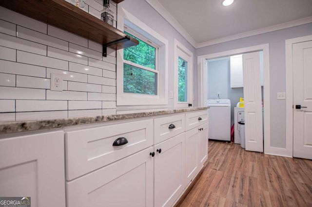 140 Walker Woods Drive, Carrollton, GA 30116