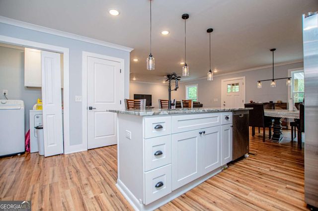 140 Walker Woods Drive, Carrollton, GA 30116