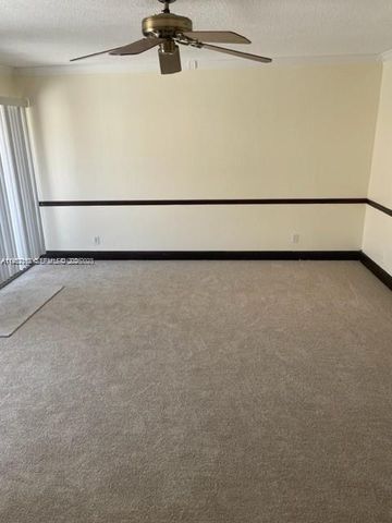 879 NW 81st Way 4, Plantation, FL 33324