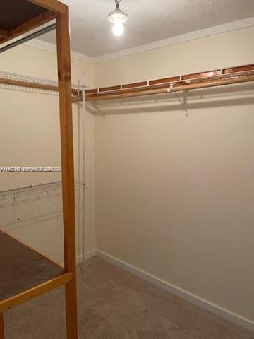 879 NW 81st Way 4, Plantation, FL 33324