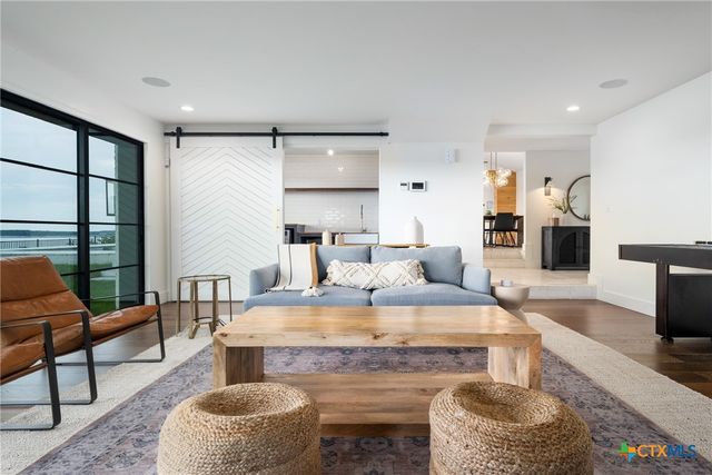 115 Lakeview Drive, Belton, TX 76513