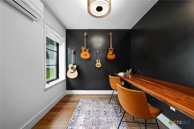 115 Lakeview Drive, Belton, TX 76513