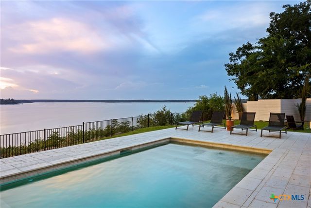 115 Lakeview Drive, Belton, TX 76513