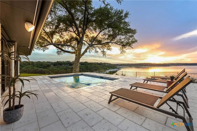 115 Lakeview Drive, Belton, TX 76513