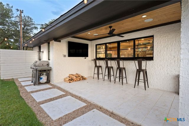 115 Lakeview Drive, Belton, TX 76513