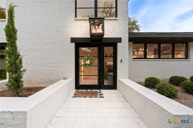 115 Lakeview Drive, Belton, TX 76513