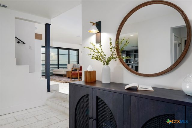 115 Lakeview Drive, Belton, TX 76513