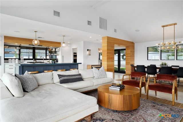 115 Lakeview Drive, Belton, TX 76513