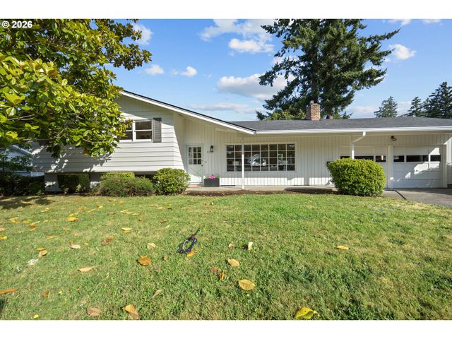 9375 Sw ROYAL WOODLANDS Dr, Beaverton, OR 97005