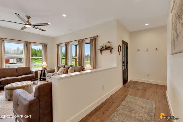 11879 E Apple Circle, Palmer, AK 99645