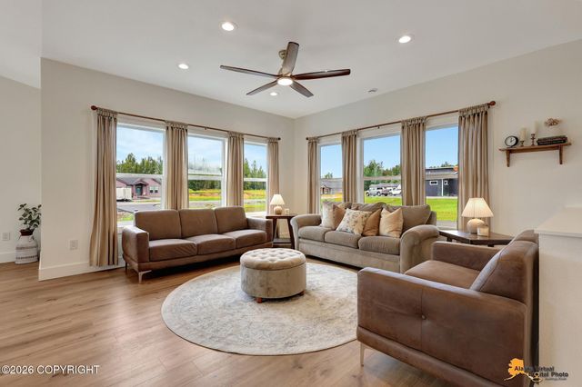 11879 E Apple Circle, Palmer, AK 99645