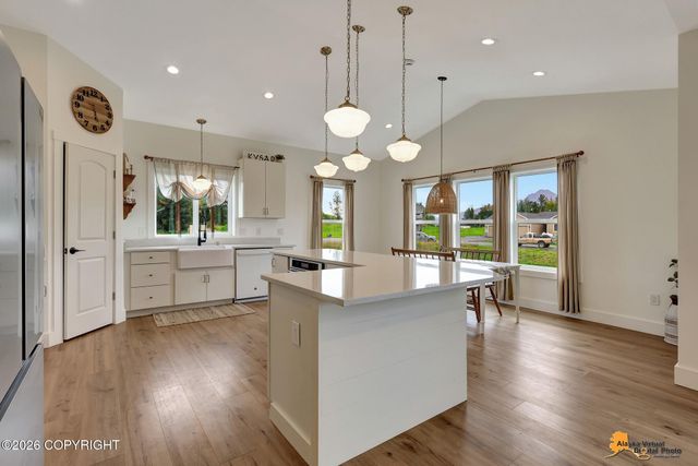 11879 E Apple Circle, Palmer, AK 99645