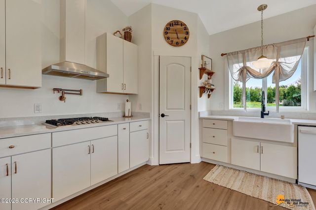 11879 E Apple Circle, Palmer, AK 99645