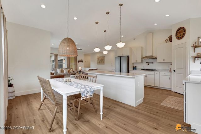 11879 E Apple Circle, Palmer, AK 99645