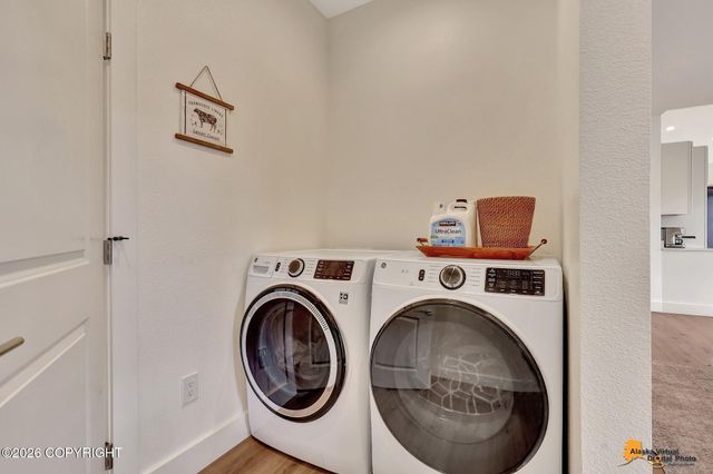 11879 E Apple Circle, Palmer, AK 99645