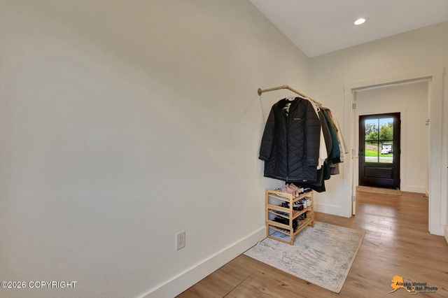 11879 E Apple Circle, Palmer, AK 99645