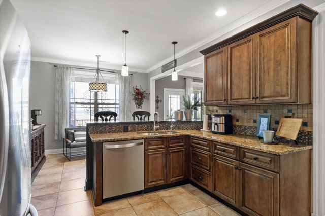 9083 Sunridge Drive, Ooltewah, TN 37363