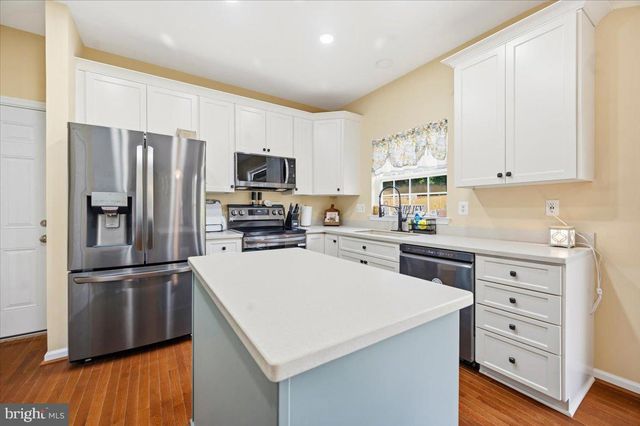 316 MADDEX FARM DR, Shepherdstown, WV 25443