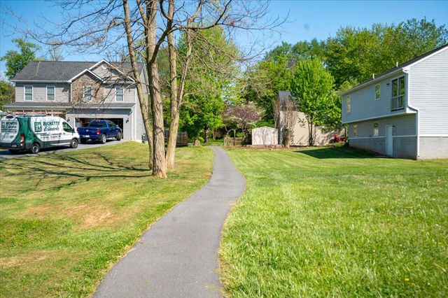 316 MADDEX FARM DR, Shepherdstown, WV 25443