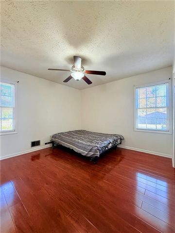 6205 Fieldcrest Drive, Morrow, GA 30260