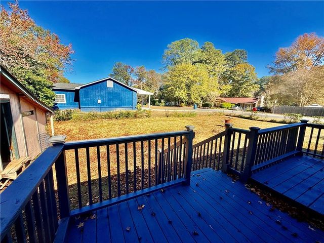 6205 Fieldcrest Drive, Morrow, GA 30260