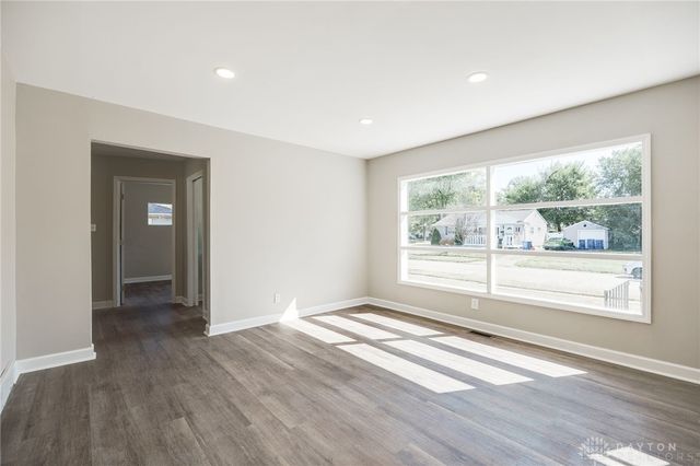 395 Dundee Circle, Dayton, OH 45431
