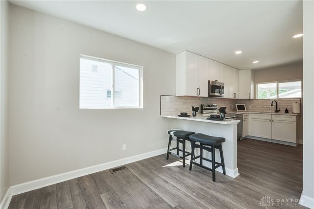 395 Dundee Circle, Dayton, OH 45431