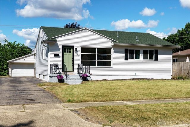 395 Dundee Circle, Dayton, OH 45431