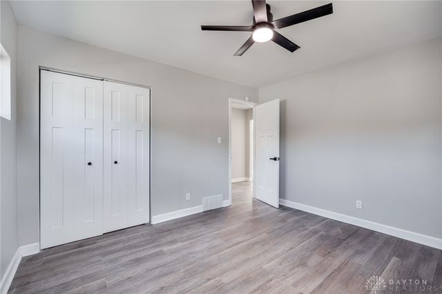 395 Dundee Circle, Dayton, OH 45431
