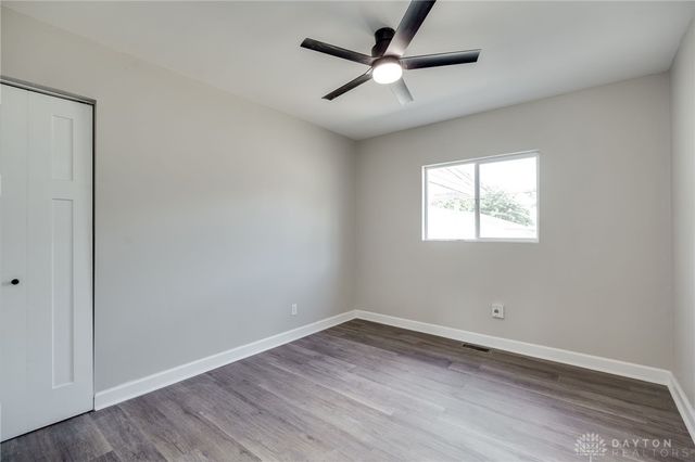 395 Dundee Circle, Dayton, OH 45431