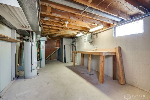 395 Dundee Circle, Dayton, OH 45431