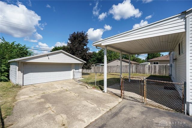 395 Dundee Circle, Dayton, OH 45431